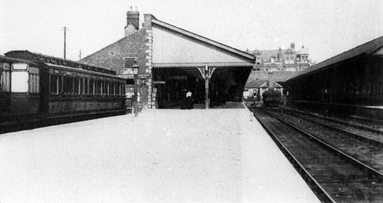 Aberystwyth Train Station in 1904
